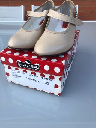 Zapatos flamenca