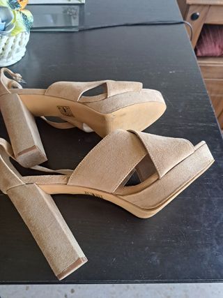 Sandalias de piel con tacón n°40 