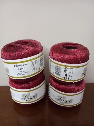 4 gomitoli in lurex rosso