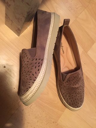 Zapatos cómodos 40