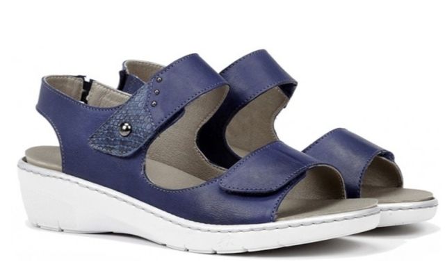 Sandalias Fluchos Azul. NUM 39