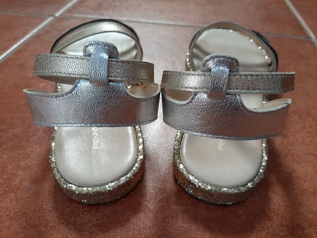 Sandali Pennyblack bassi