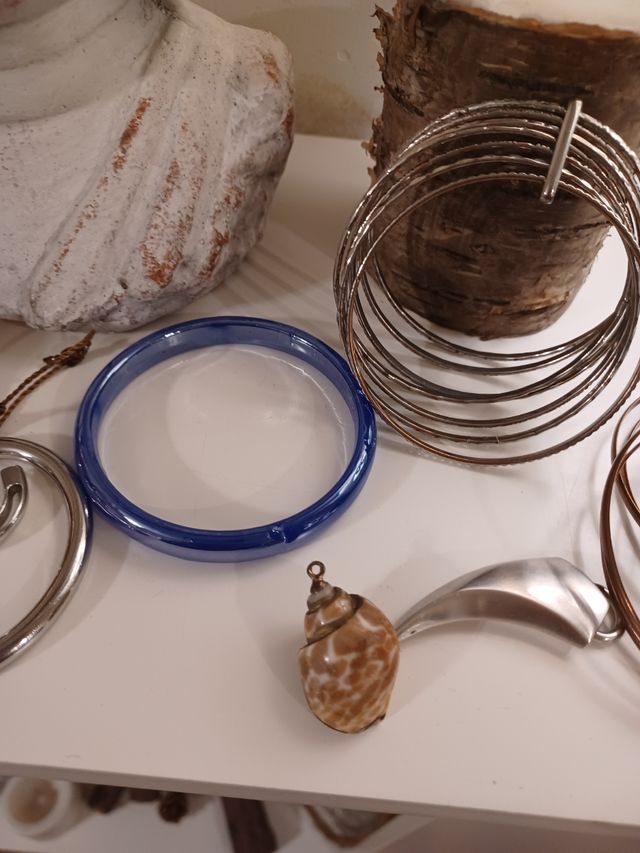 Bracciali e ciondoli