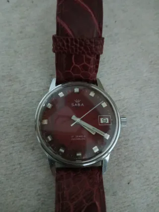 Equipo hifi Saba con reloj Saba automático.