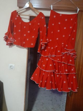 ⚠️Traje de gitana talla 40 42⚠️