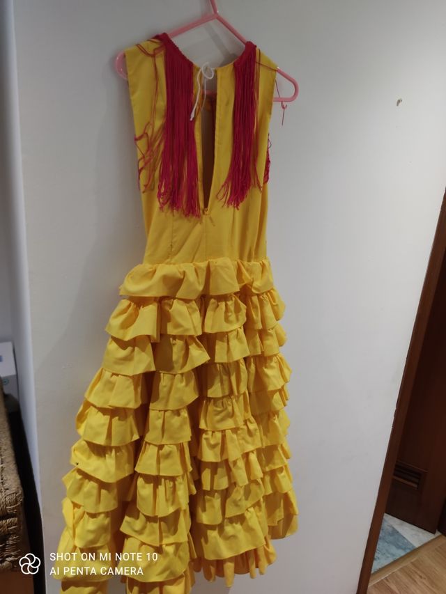 Traje de flamenca talla 6