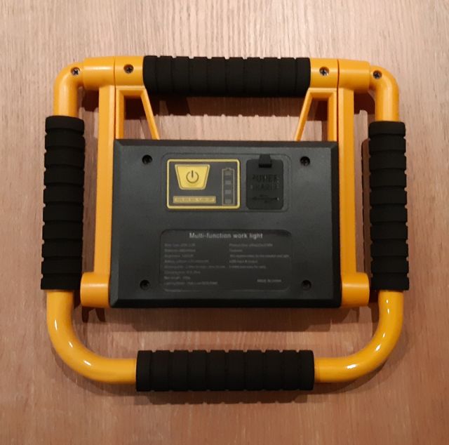 Faro portatile a led da 20w