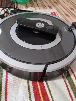 ROOMBA ROBOT ASPIRADORA