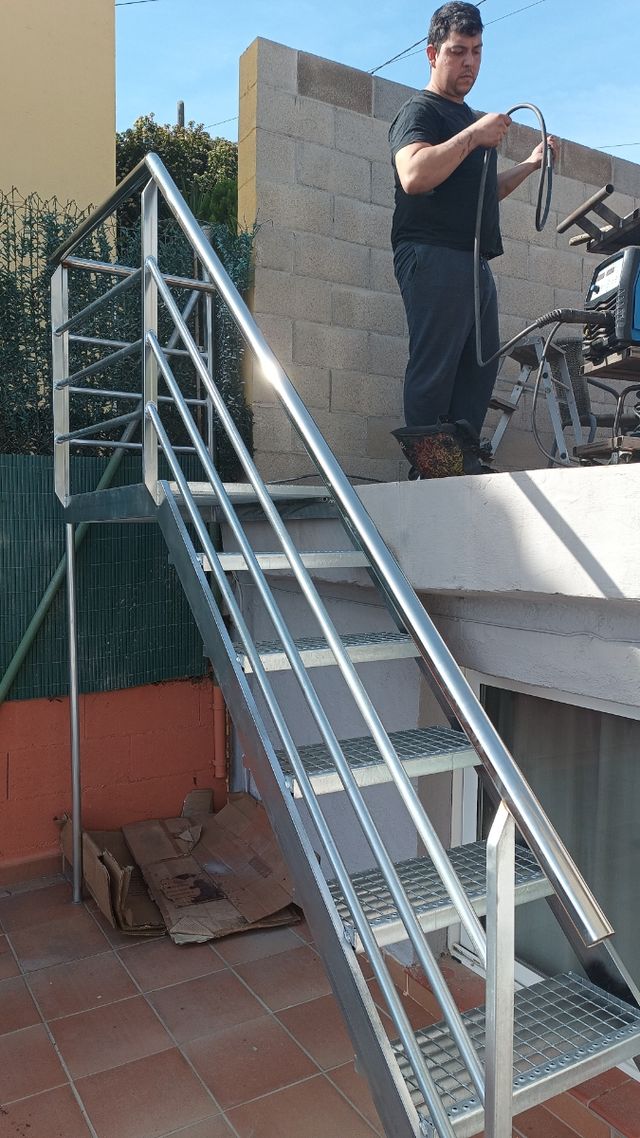 Herrero,Cerrajero,Motores,Puertas 