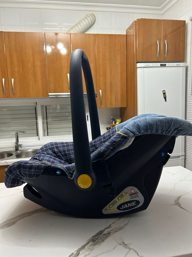 SILLA DE COCHE PARA BEBE