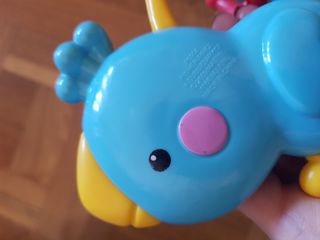 Sonajero pájaro fisher price bebés