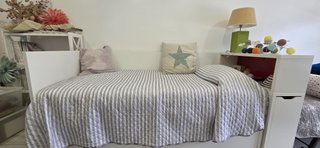 Cama Nido IKEA HEMNES + Cabecero-Mesilla + Colchón