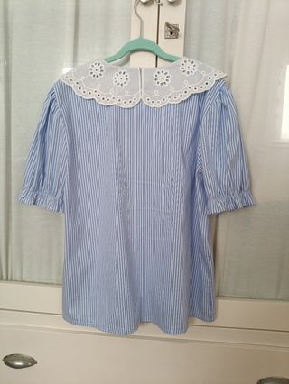 Blusa cuello bebé bordado