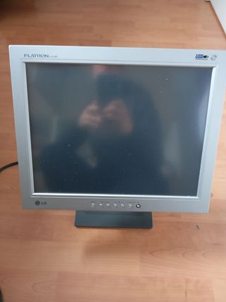 Monitor táctil LG15"