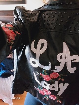 Chaqueta motera
