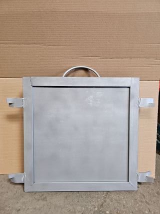 Fabricación tajaderas riego con guías.