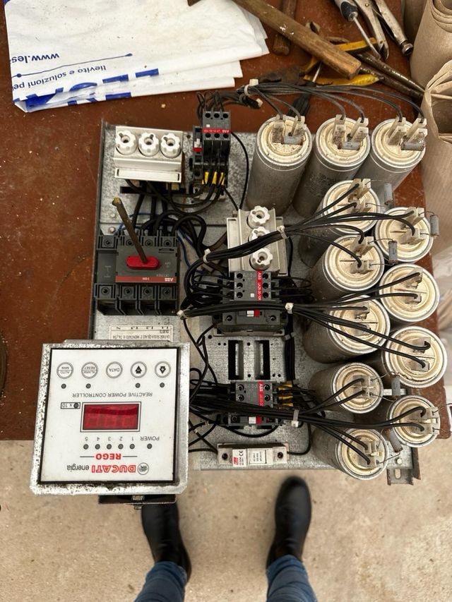 Rigeneratore di corrente