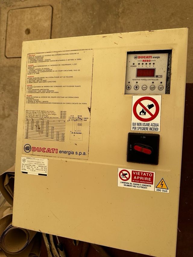 Rigeneratore di corrente