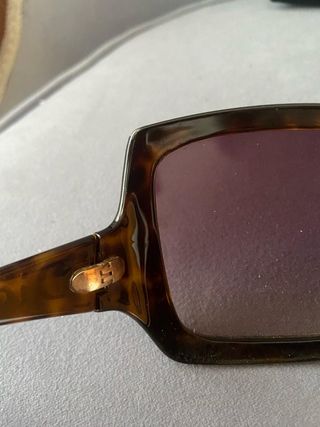 Gafas de sol Dior marrones y negras NK494
