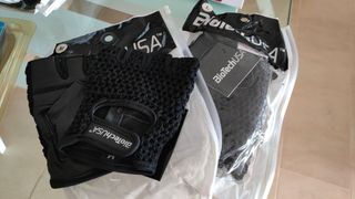 Material deporte de contacto nuevo