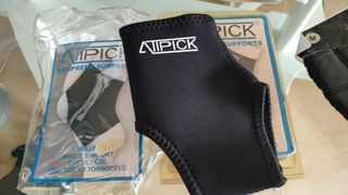 Material deporte de contacto nuevo