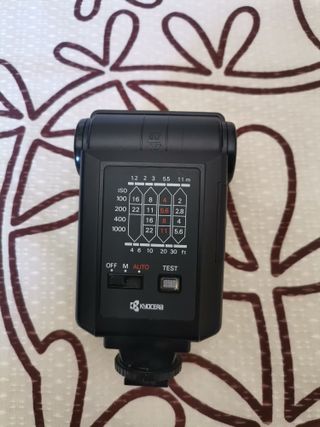 Cámara de fotos Canon EOS 1000D