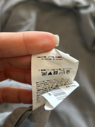 Camicia grigia con dettagli neri C’N’C