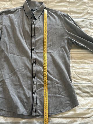 Camicia grigia con dettagli neri C’N’C