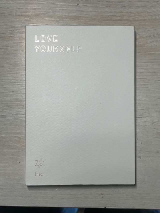 BTS LOVE YOURSELF “HER” 0