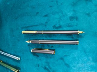 Set stilografica e sfera Aurora Hastil