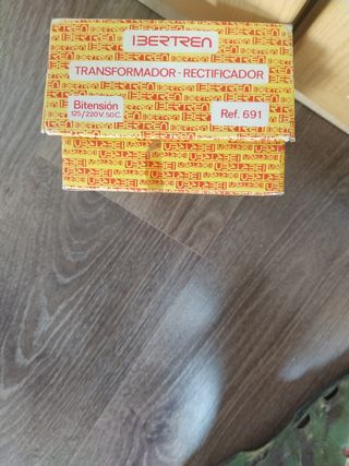 Transformador para maqueta de tren