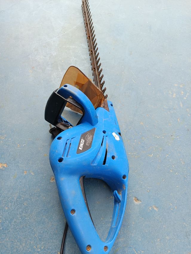 Cortasetos eléctrico