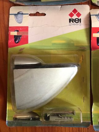 SOPORTES PICO DE LORO MARCA REi. LOTE 14 UNIDADES