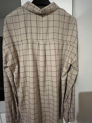 Camicia beige con filo oro