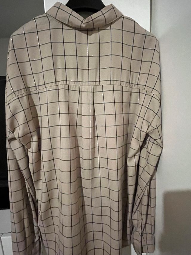 Camicia beige con filo oro