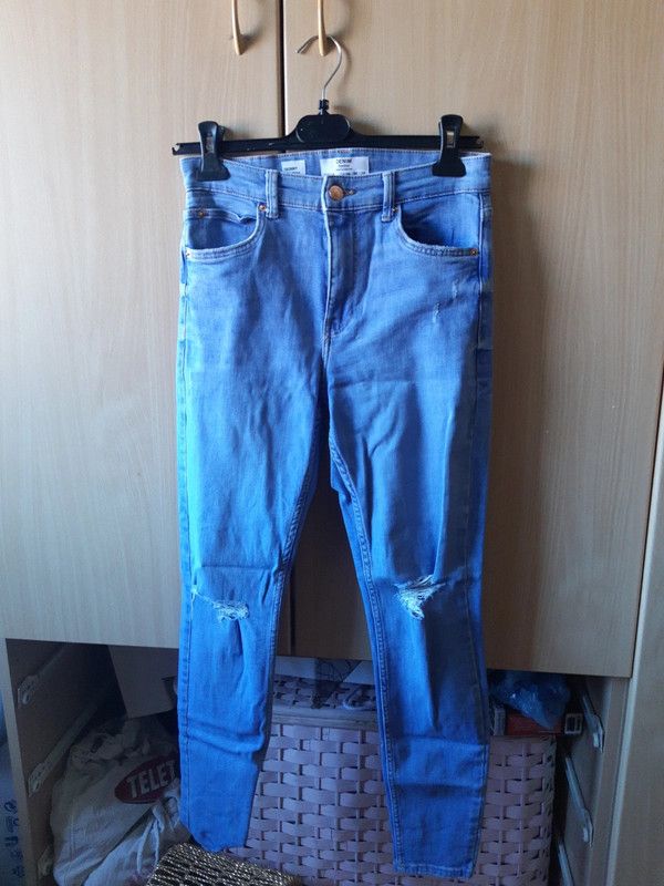 jeans azzurri