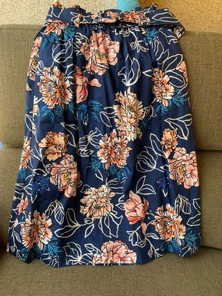 Falda larga para eventos de Stradivarius
