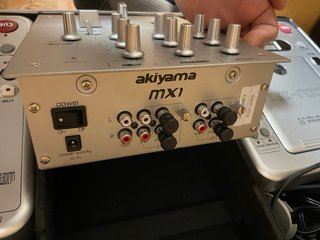 Mesa de mezcla Akiyama MX1