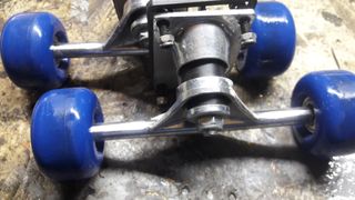 ruote skateboard con attacchi