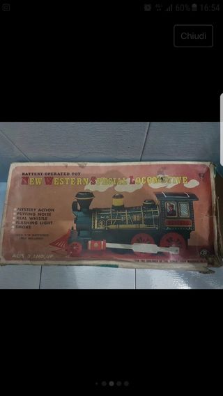 Trenino vintage di latta.