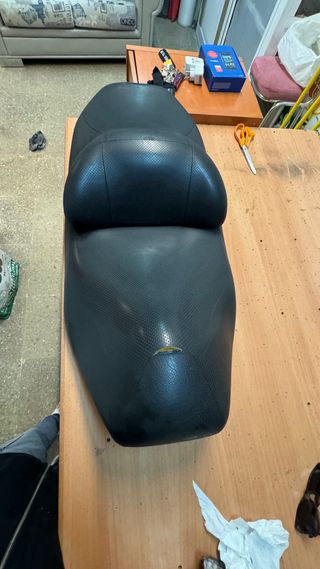 Asiento Suzuki Burgman 400