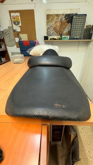 Asiento Suzuki Burgman 400