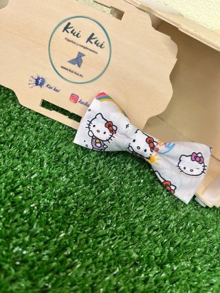 Pajarita Hello Kitty