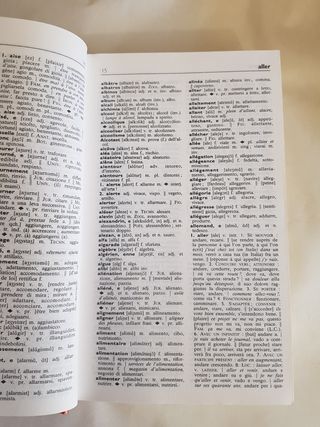 PICCOLI DIZIONARI ITALIANO FRANCESE LAROUSSE