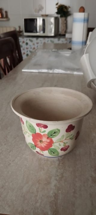 Vasetto in ceramica .