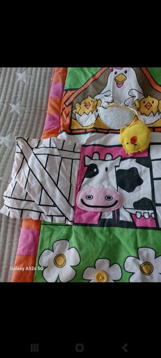 Alfombra actividades bebé