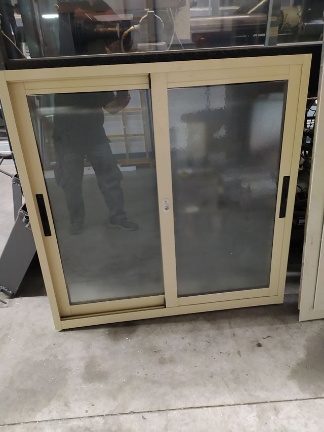 Ventana y puertas varias medidas