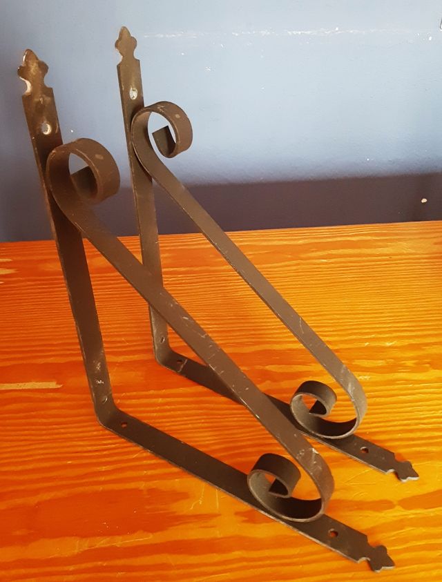 2 SOPORTES PARA BALDAS