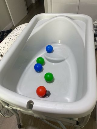 BAÑERA CAMBIADOR BEBÉ CHICCO