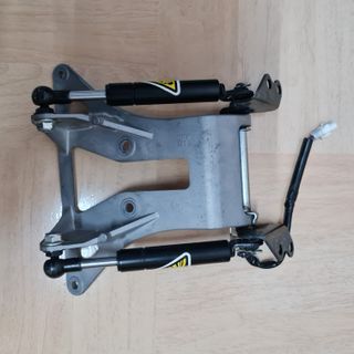 Kit con soporte y suspensión Tmax 530 2015